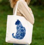 Blue & White Flower Cat Embroidery Kit